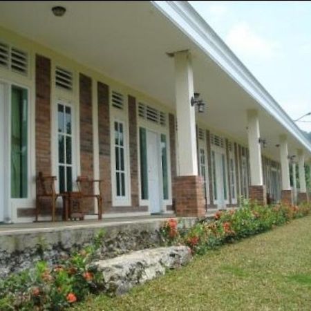 Tjiteureup Green Sentul Indah Hotel And Resort מראה חיצוני תמונה